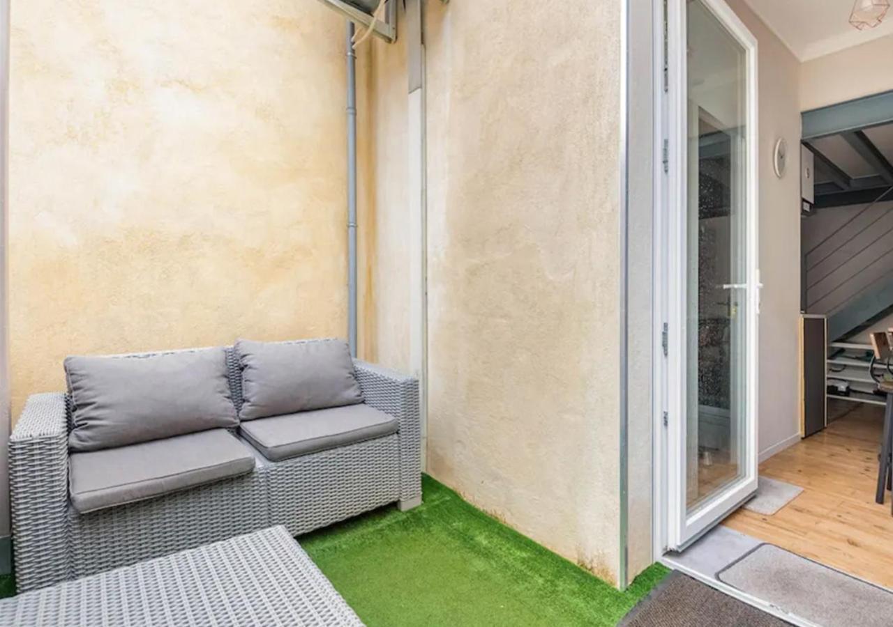 ボルドーDuplex-Terrasse-Parking-Climatisationアパートメント エクステリア 写真