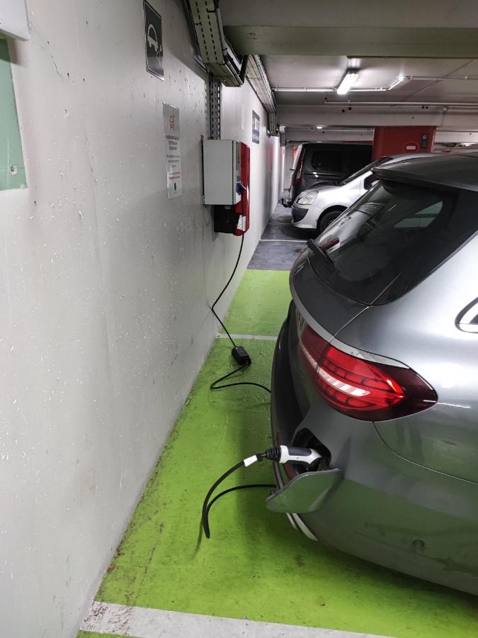 ボルドーDuplex-Terrasse-Parking-Climatisationアパートメント エクステリア 写真