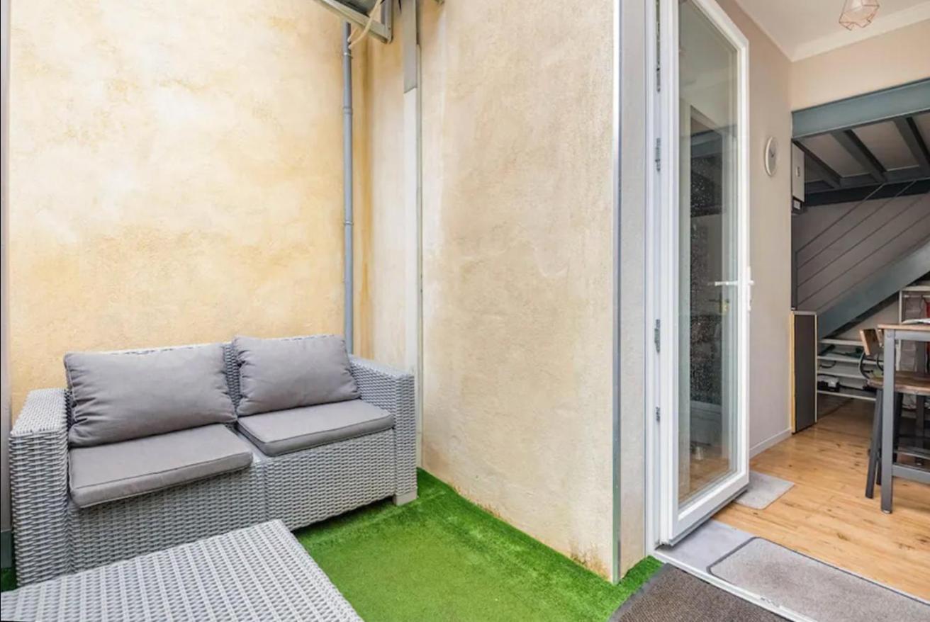 ボルドーDuplex-Terrasse-Parking-Climatisationアパートメント エクステリア 写真
